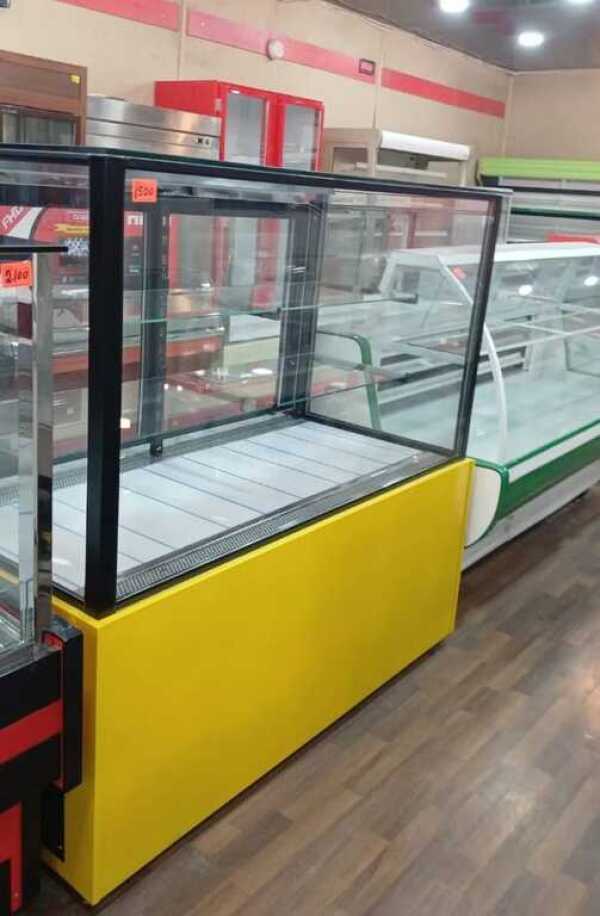 Şirniyyat soyuducusu