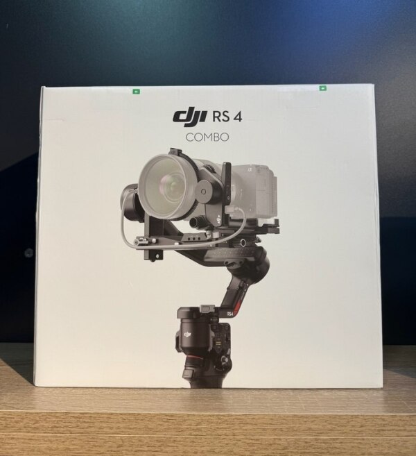 DJI RS 4 Combo