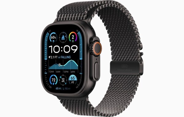 Apple Watch Ultra 2 Titanium
