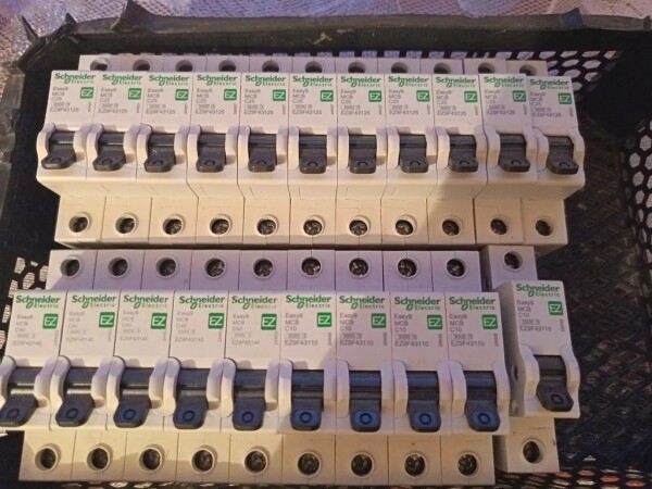 Elektrik açarları