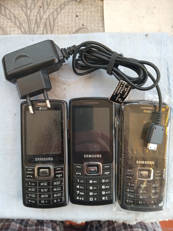 SAMSUNG