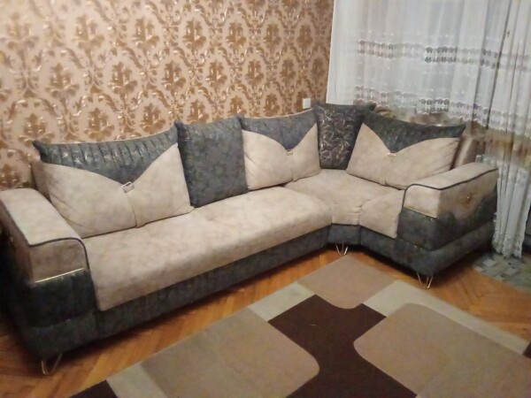 Künc Divanı