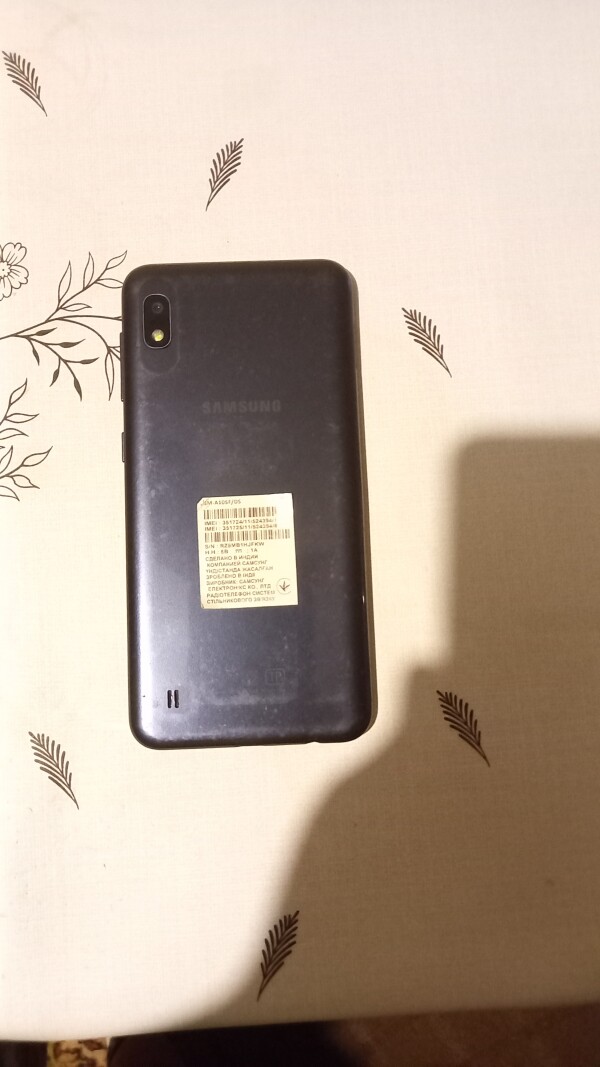 Samsung galxy A10 işlək vəziyyətdədir real alıcıya endirim var.