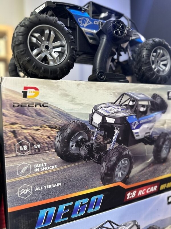 Deerc Dego 18 Car Off roader