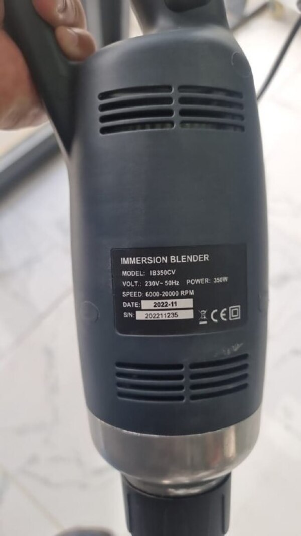 Professional əl blenderi