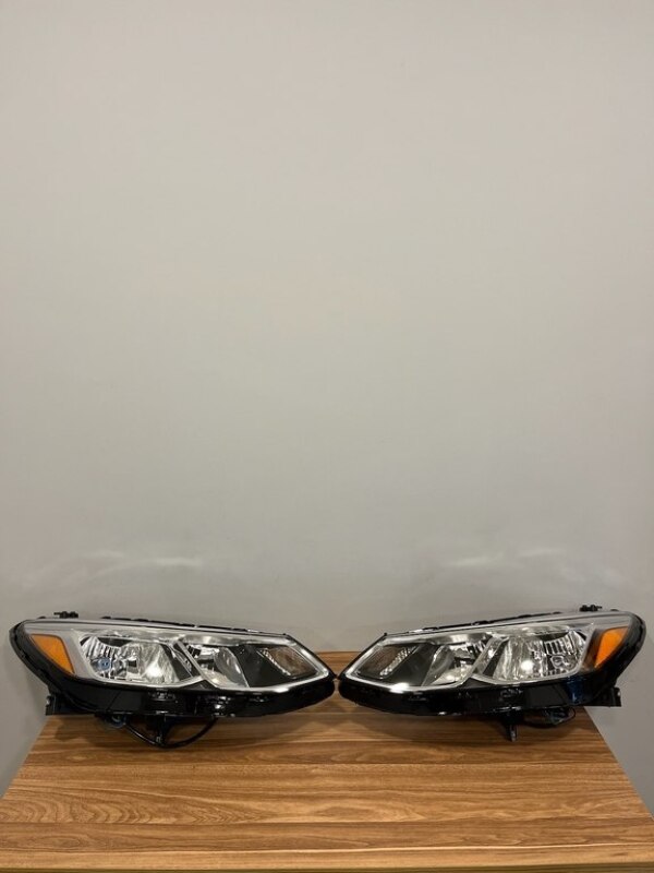 Chevrolet Cruze farası