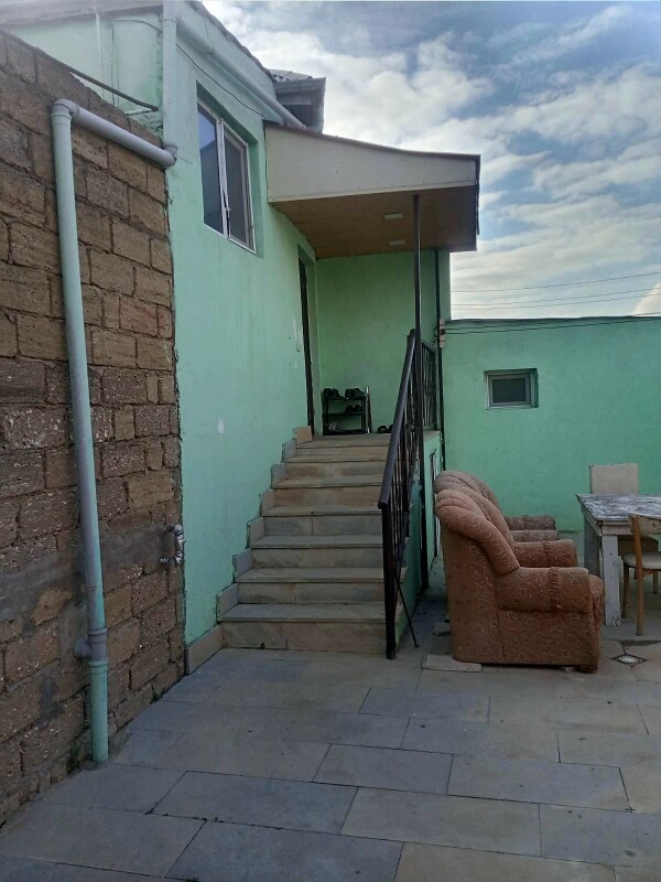 Həyət evi