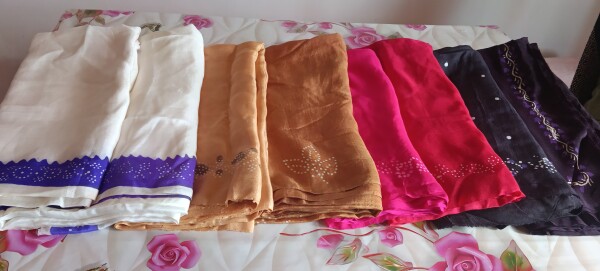 Qədimi kəlağayılar satılır