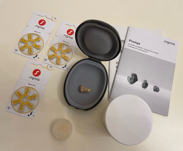 Tək qulaqlı eşitmə cihazı