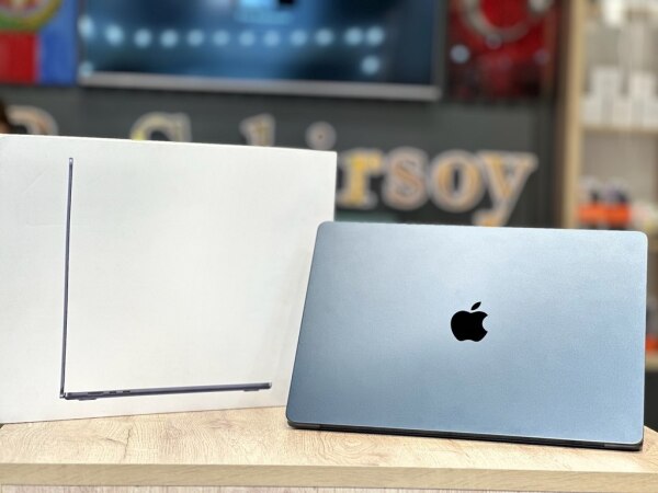 Apple MacBook Air M4 15 inch 16256Gb