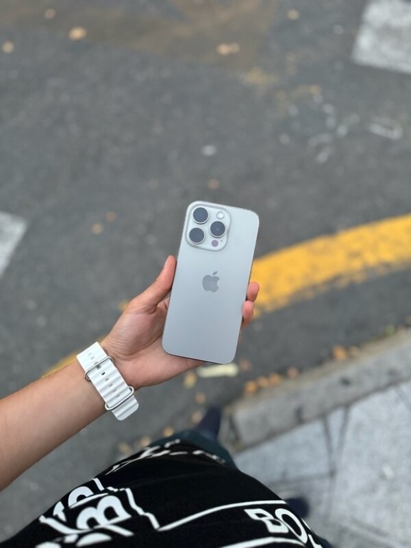 Apple iPhone 15 Pro Natural Titanium 128GB8GB