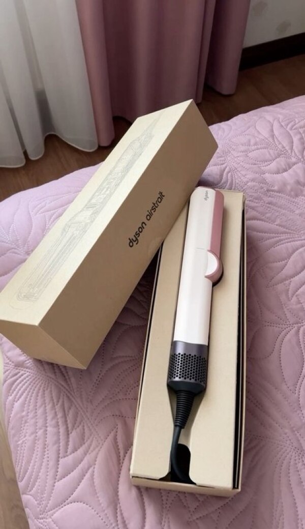 Fen Dyson Airstrait Pink