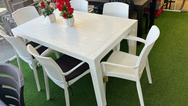 Masa və oturacaqlar