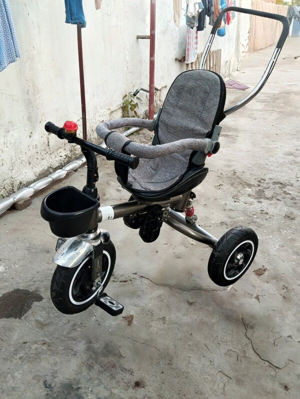 Üç təkərli velosiped