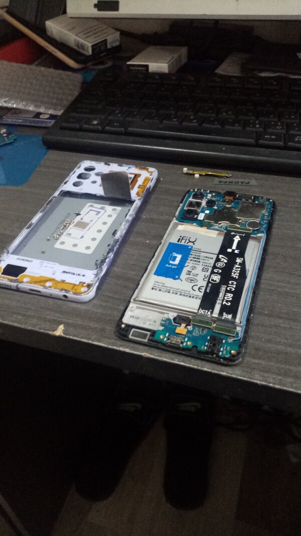 Telefon və plansetlərin təmiri