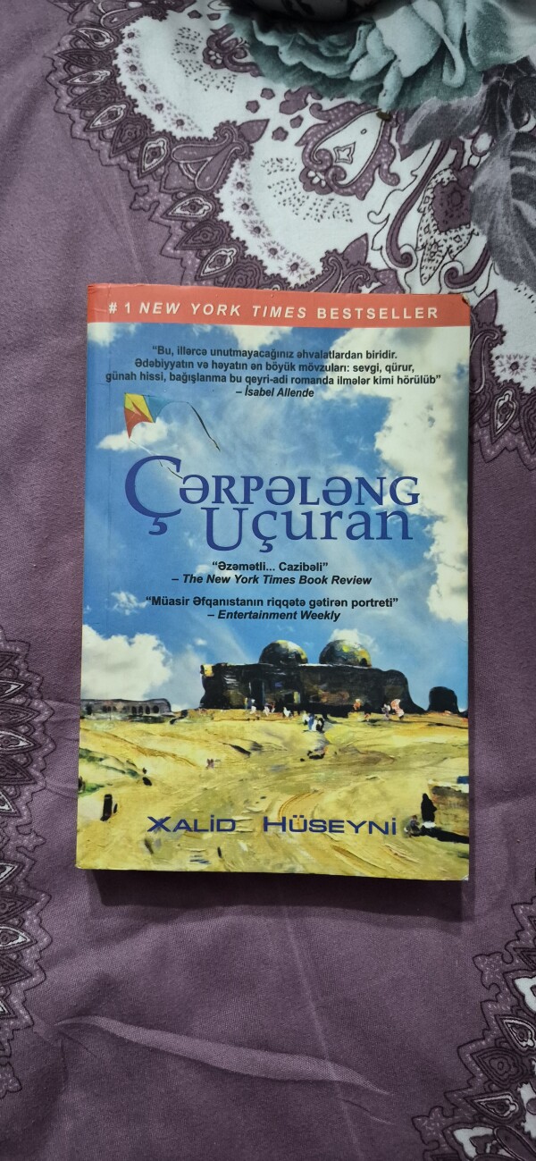 kitab Çərpələng uçuran