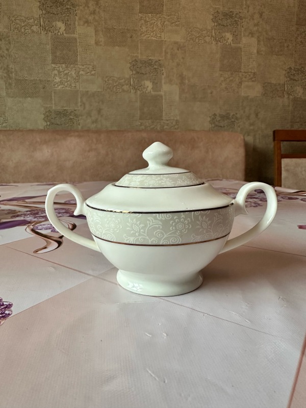 Çərəz qabı 10 manat qənd qabı10 manat