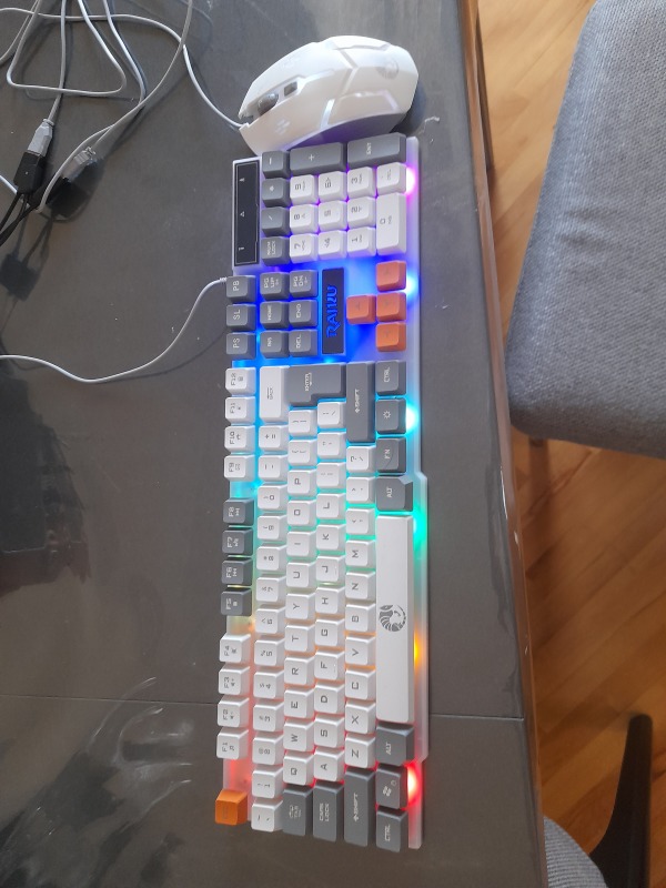 Telefona,komputerə Klaviatura və siçan