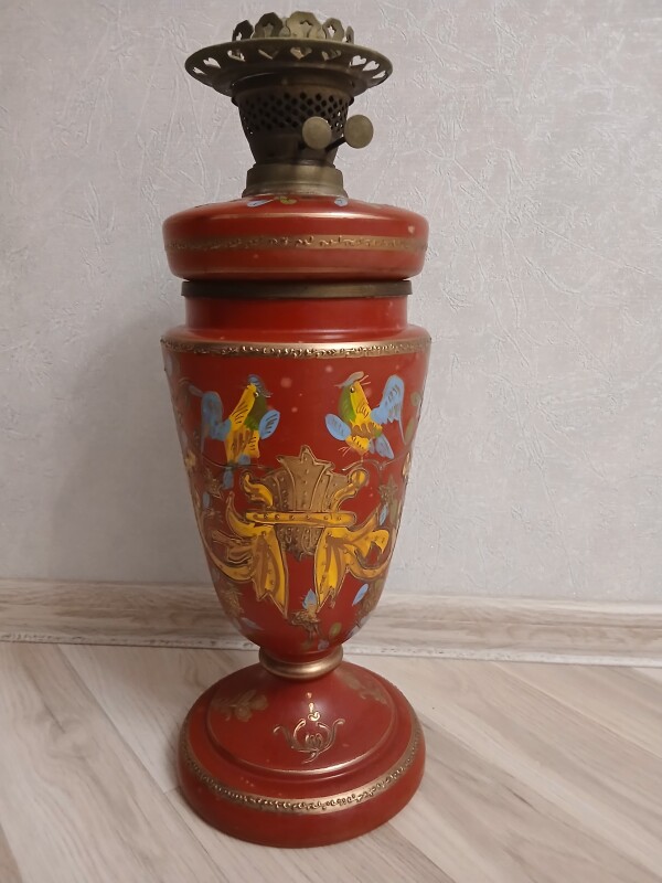 Qədimi şüşə lampa