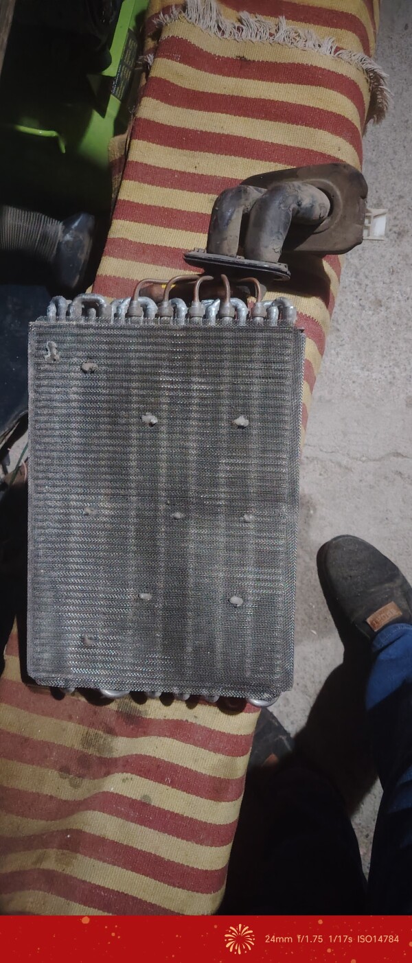 Salon kondisyaner radiatoru