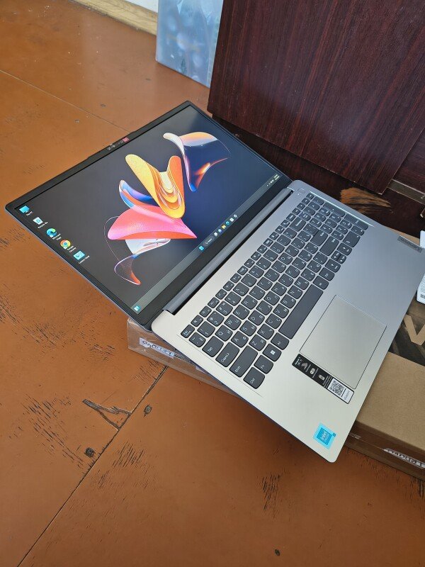 Lenovo IdeaPad 1