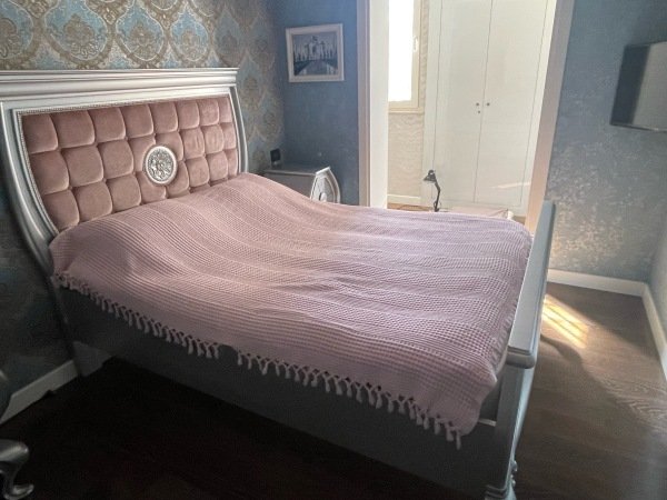 İki nəfərlik taxt