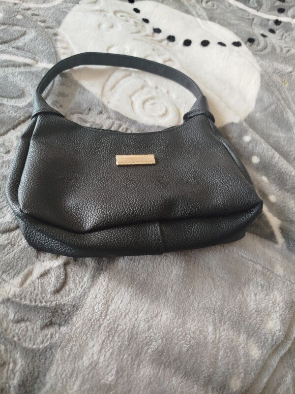 Günlük və xüsusi günlər üçün  çanta