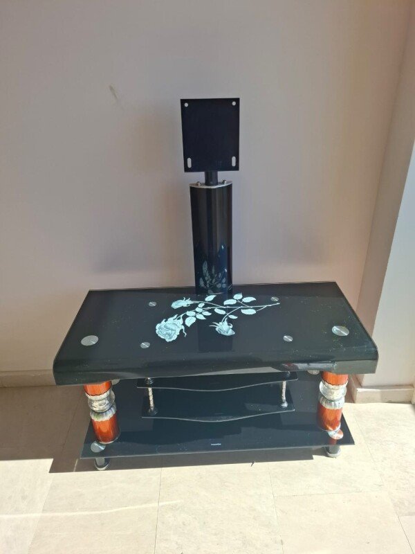 Telivizor altlığı