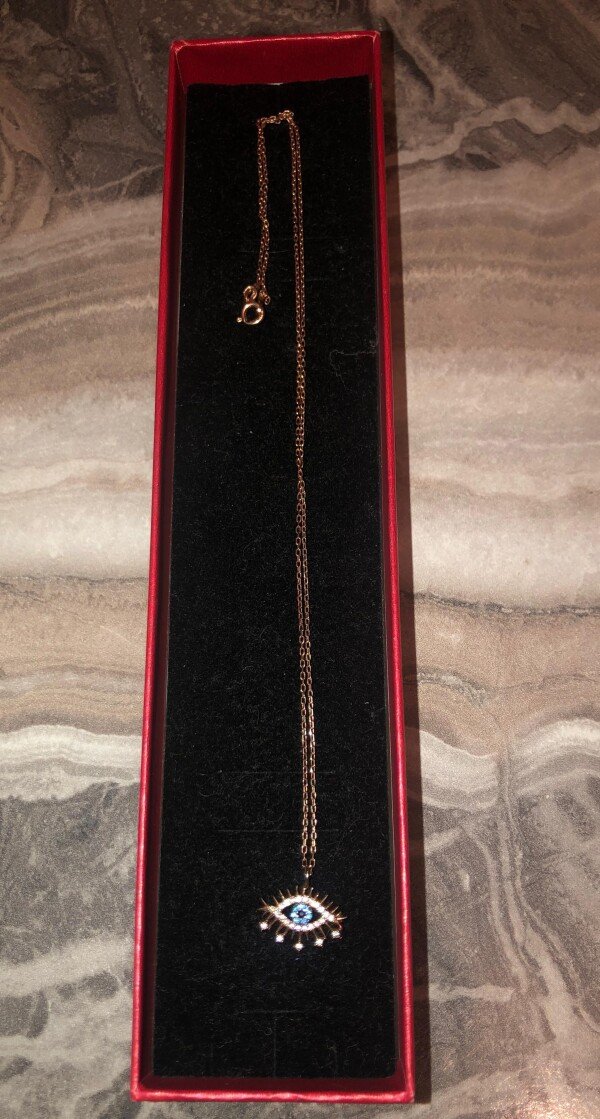 Qızıl suyuna salınmış gümüş sep