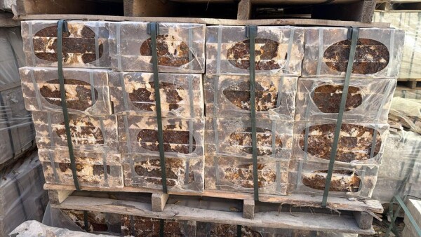 Kabancik travertin daşlarin satışı və vurulmasi