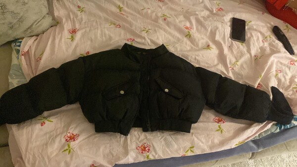 120 m almisam 90m satiram hec geyinilmiyib