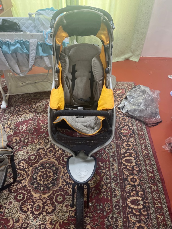 Uşaq arabası (kalyaska)