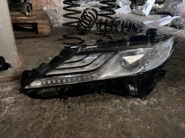 Toyota Camry faraları