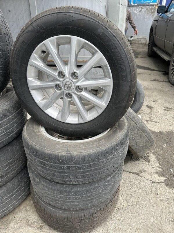 Toyota Camry təkərləri