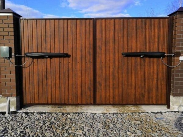 Avtomatik qapı qolları Alutech BK1000