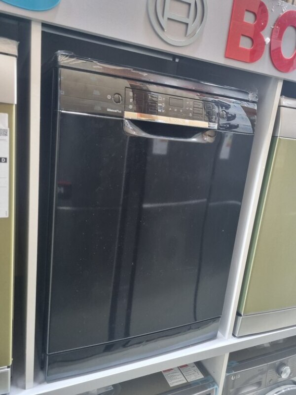 Qabyuyan maşın BOSCH SMS46NB01V