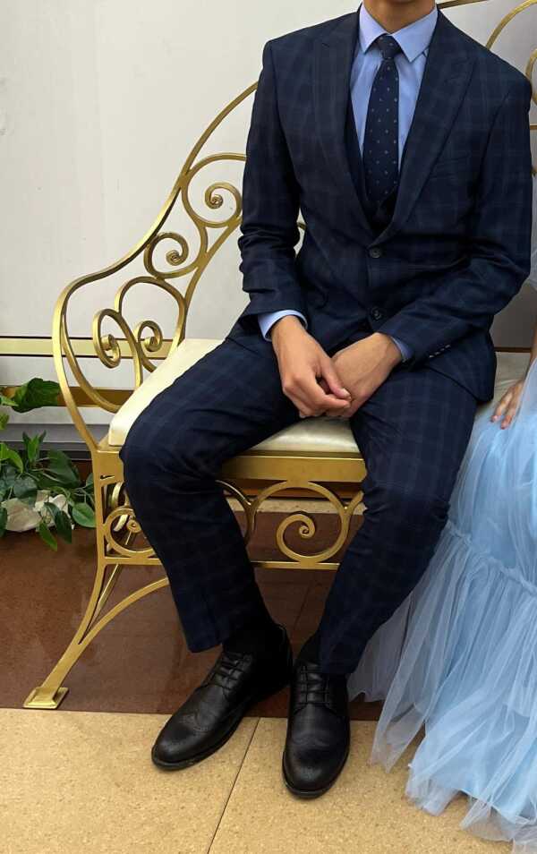 Kişi kostyumu 3 lu dəst.Köynek də daxil