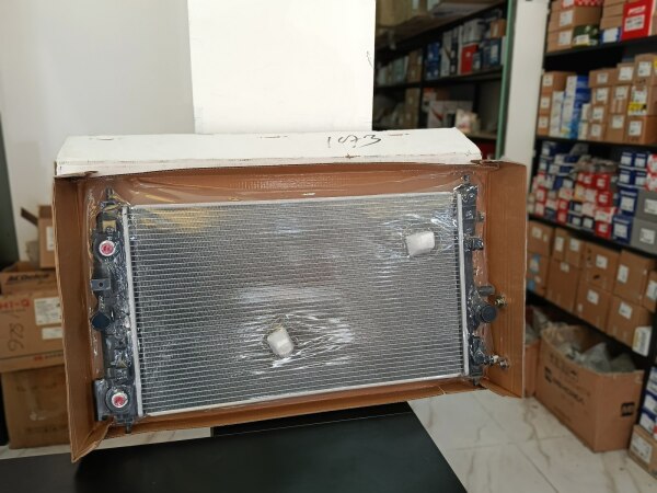 Chevrolet Cruze 18L 14L 20092013 su radiatoru