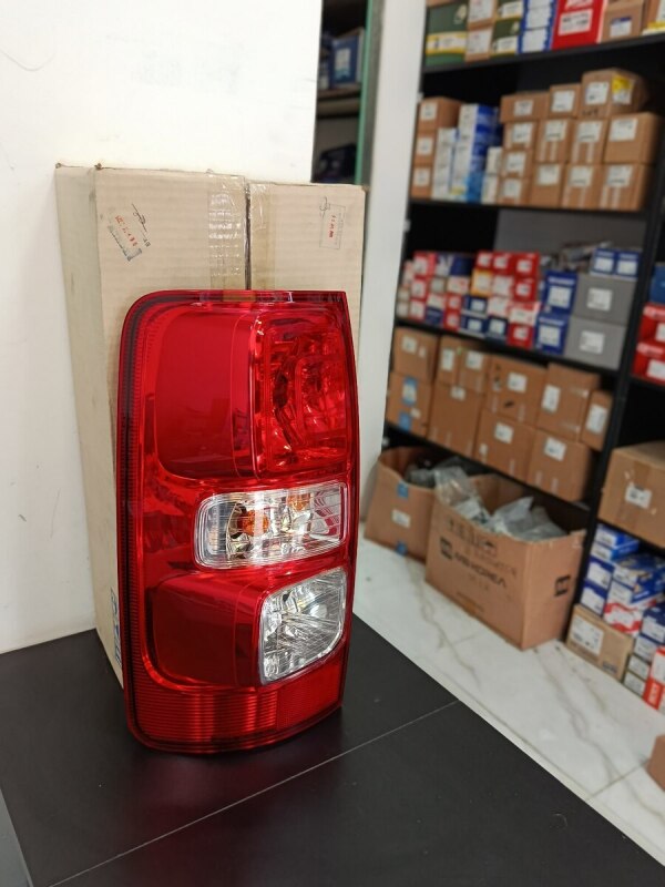 Chevrolet Colorado arxa stop işığı
