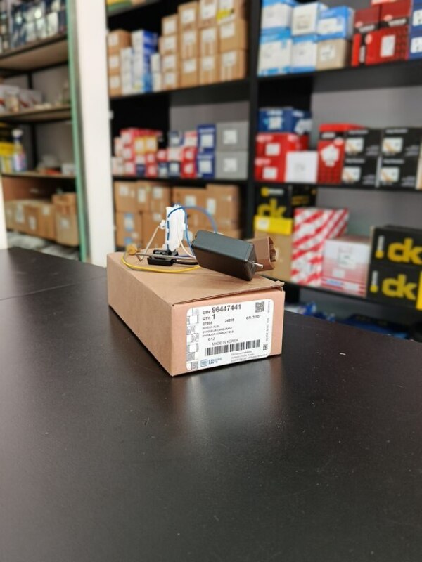 Chevrolet Lacetti Gentra yanacaq nasos sensoru