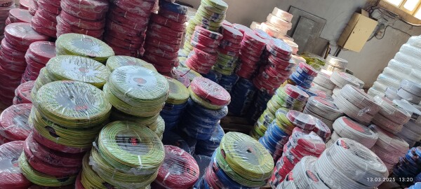 Elektrik naqilləri ,TV kabel,internet kabelləri topdan və pərakəndə satiş.