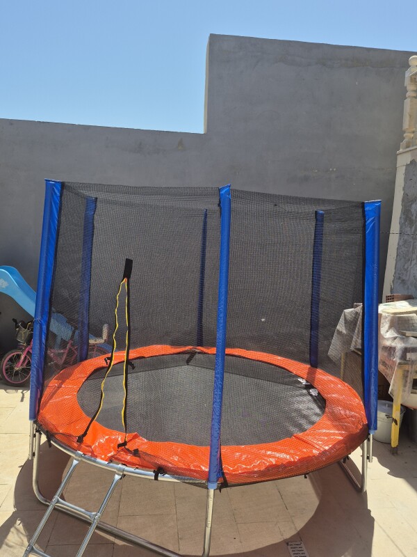 Uşaqlar üçün batut.