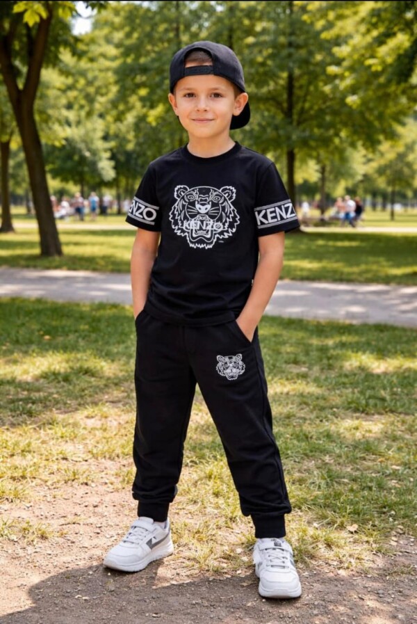 Oğlan uşaq idman dəsti