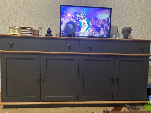 Komod, əla vəziyyətdə. Madeyradan