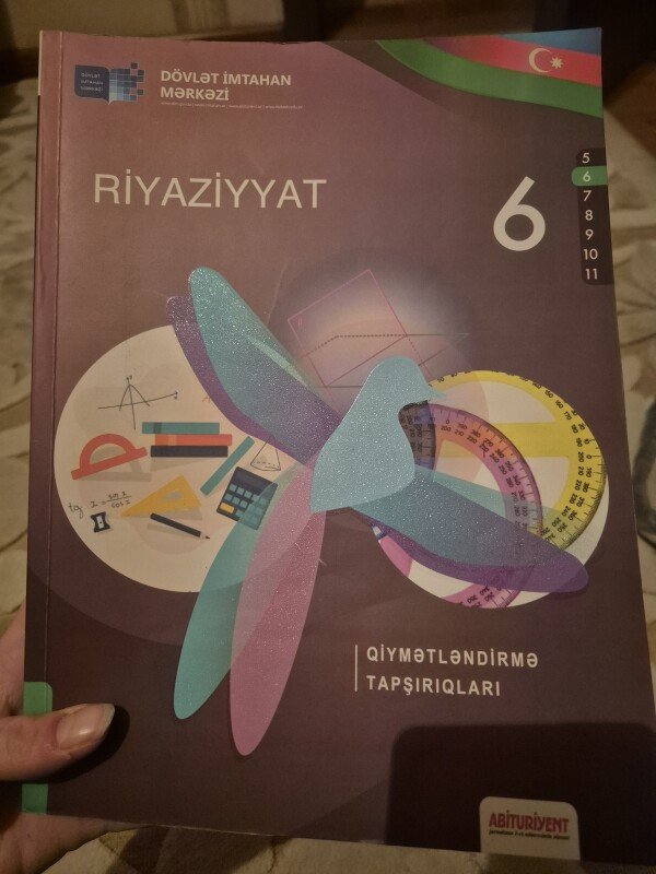 Bu 6 ci sinif riyaziyyat toplusudur ici temizdir ve seliqeli saxlanilibdi