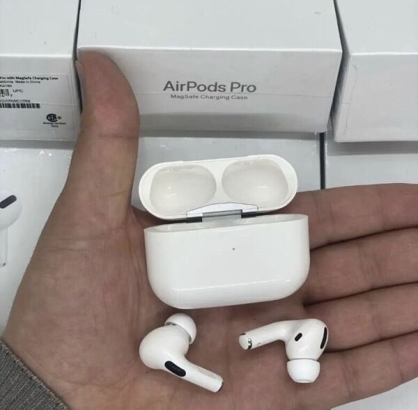 AirPods Lux Class
