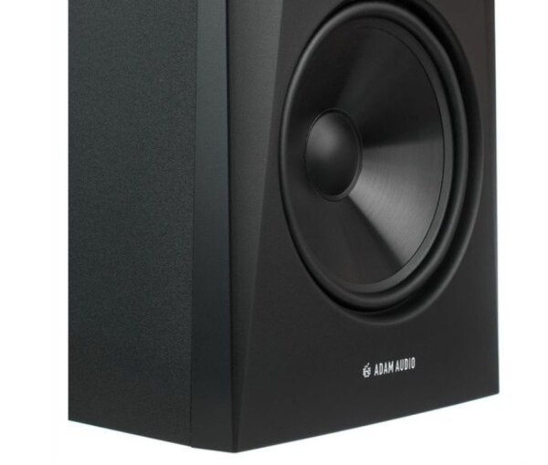 ADAM Audio T8V studiya monitorları
