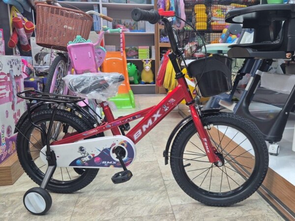Velosiped BMX